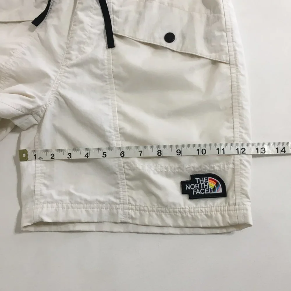 The North Face Mens Size Small TNF Outline Shorts White Elastic Waist 6